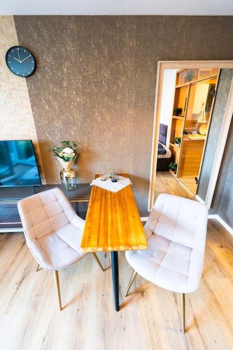 Golden Nugget Inkl Wlan, Parkplatz Apartment Detmold Exterior photo